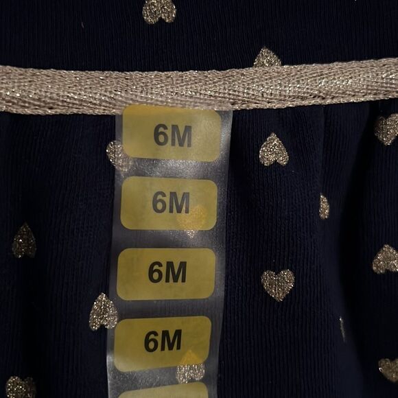 🏷 Baby Girl Carter's 2-Piece Heart Top & Legging Set NWT 6 months - Picture 3 of 6